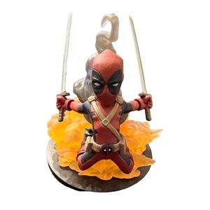 Loot Crate Deadpool Q Fig
